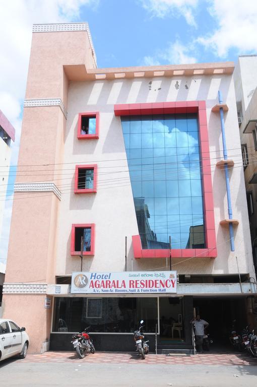 Hotel Agarala Residency Tirupati Esterno foto