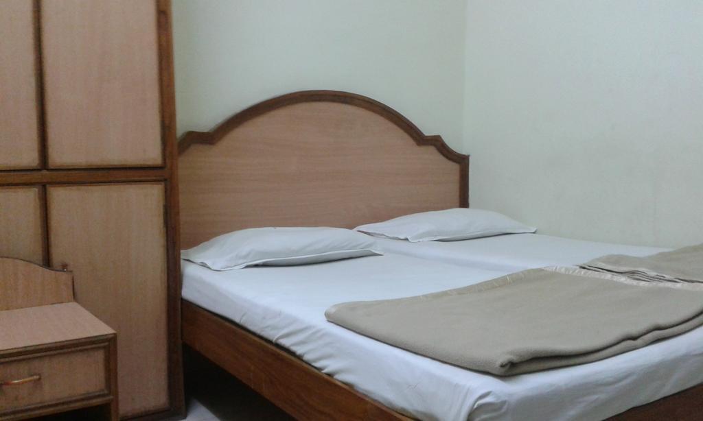Hotel Agarala Residency Tirupati Esterno foto
