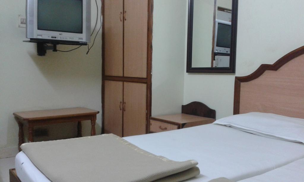 Hotel Agarala Residency Tirupati Camera foto